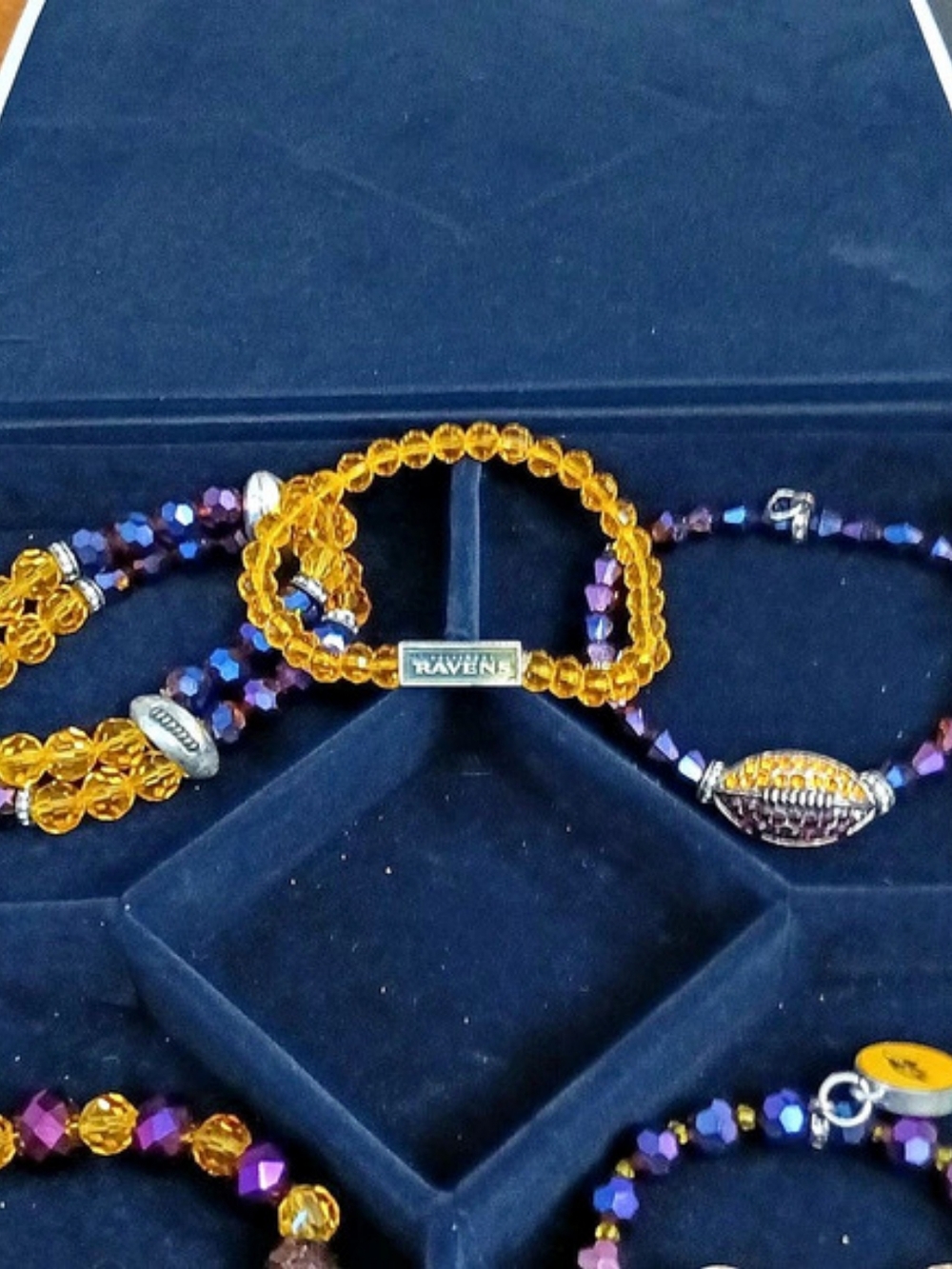 RAVENS Beaded Bracelet Set in Purple & Gold Like New